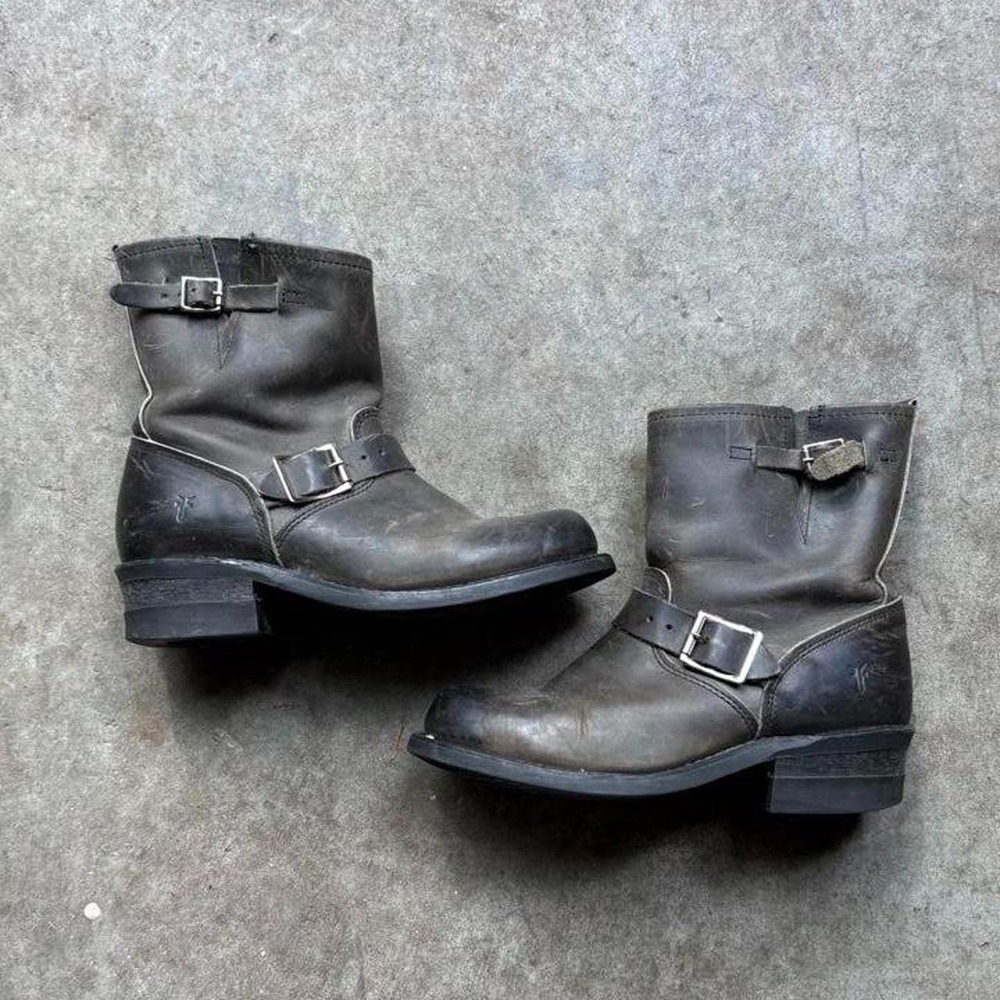 Vintage Frye green leather biker boots with buckle detail  Women's size 8